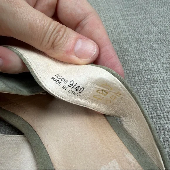 42 Gold Womens Carra Flat Heel Mule Cushioned Insole Green Suede Size 9 Pointy - Picture 8 of 11
